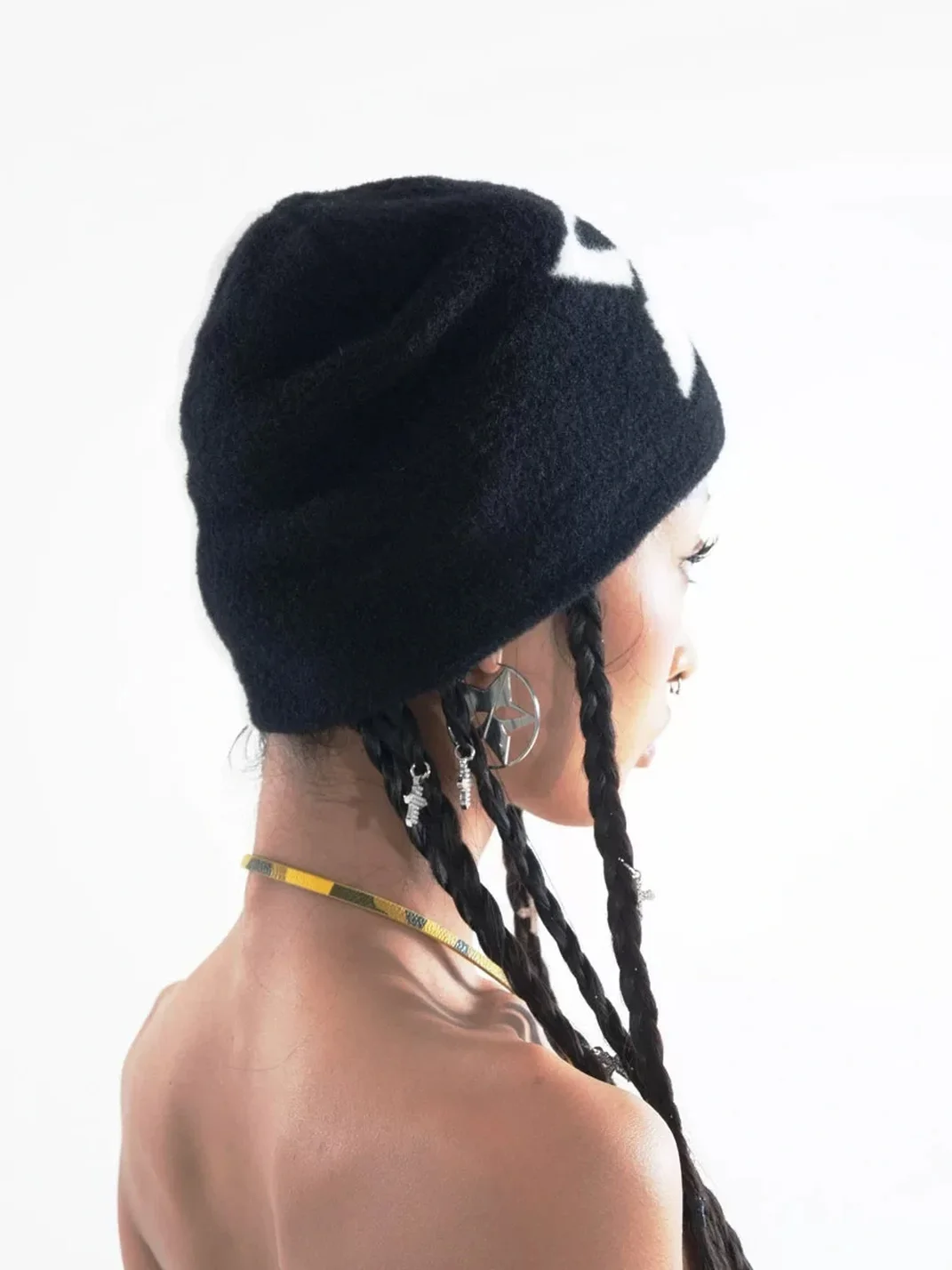 SchwarzGold | Two-Tone Star Faux Mohair Knit Beanie