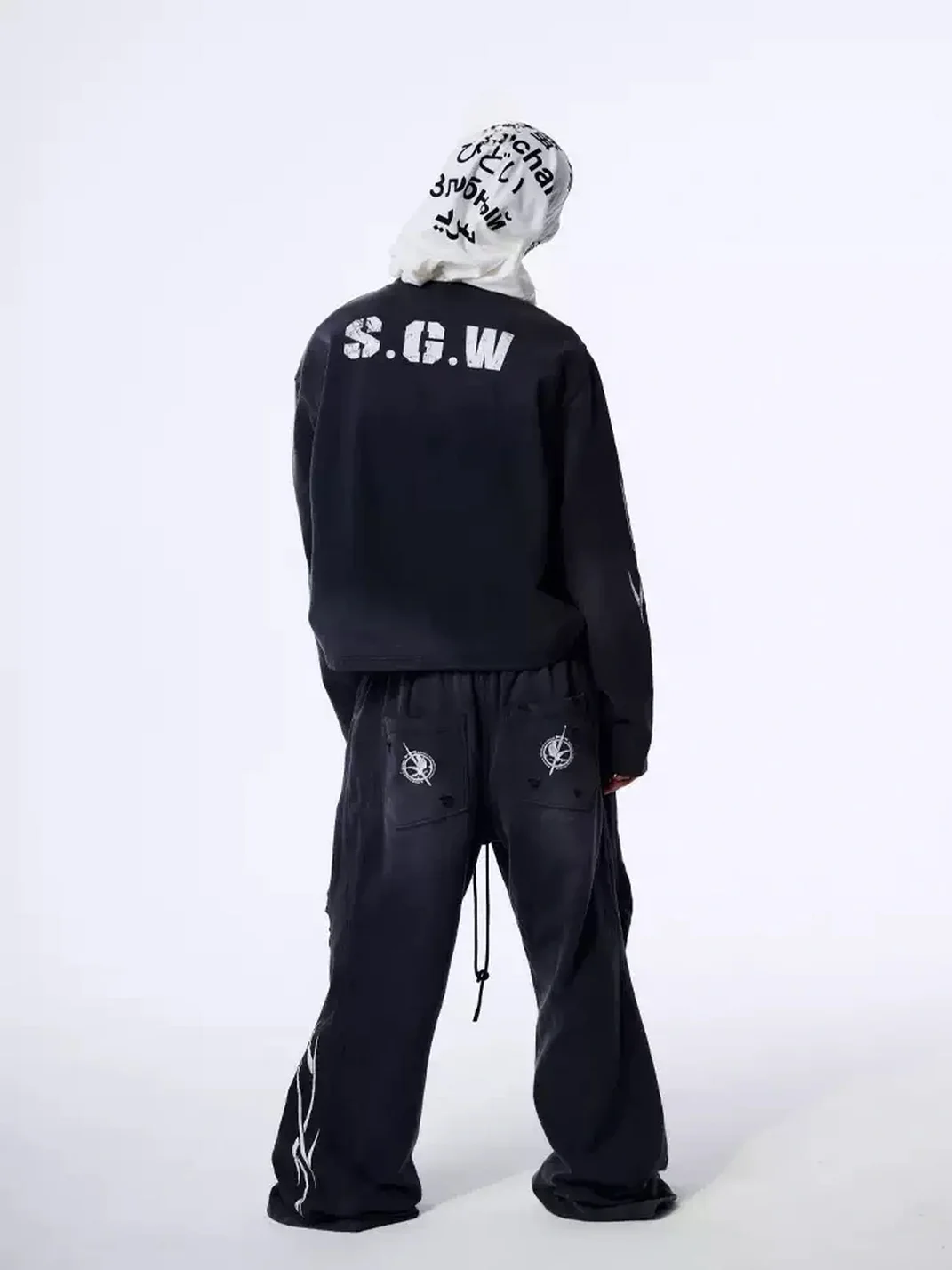 SAXGENWON | Washed Distressed Graphic Sweatshirt And Sweatpants Set