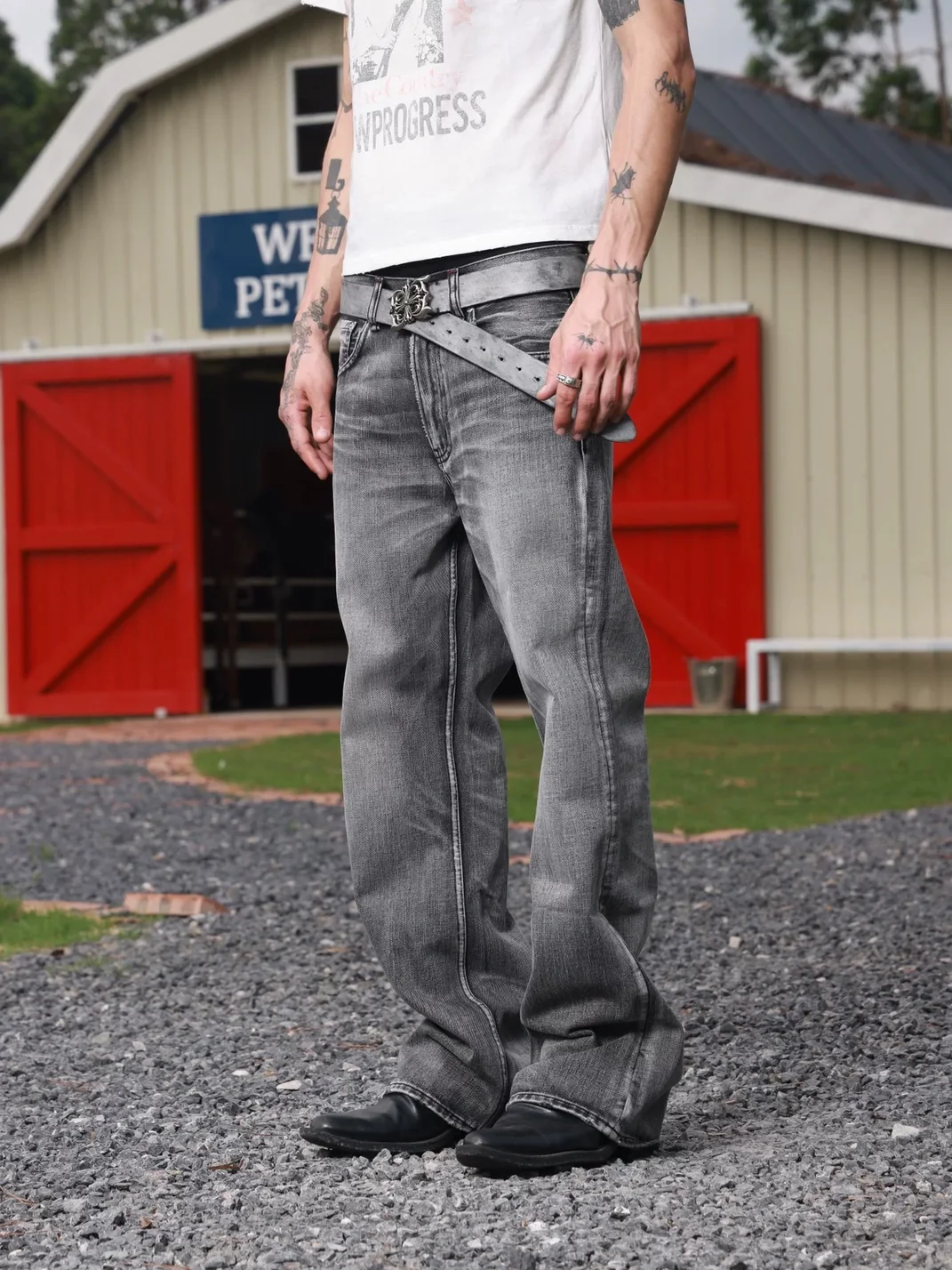 VOWPROGRESS | Washed Whiskered Loose Micro-Flare Jeans