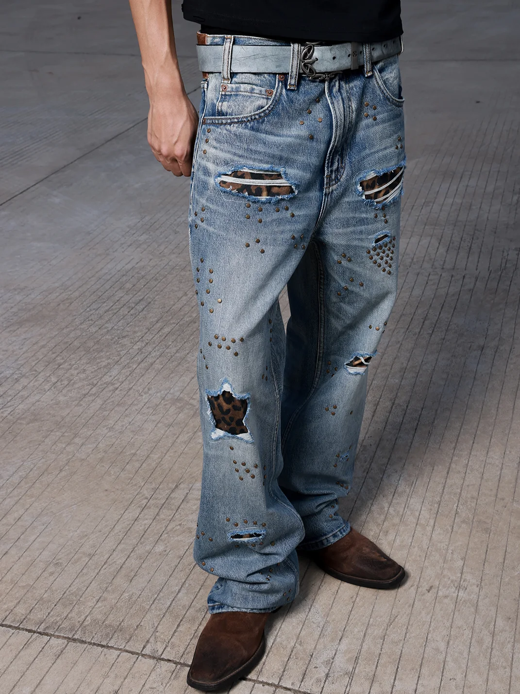 VOWPROGRESS | Leopard Studded Distressed Straight Leg Jeans