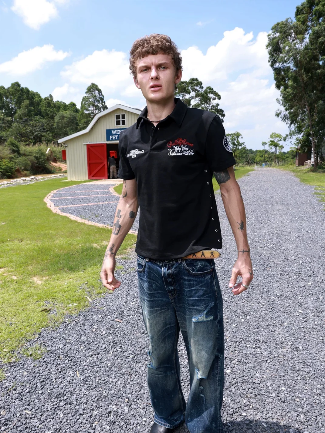 VOWPROGRESS | Leopard Tongue Embroidered Eyelet Polo T-Shirt