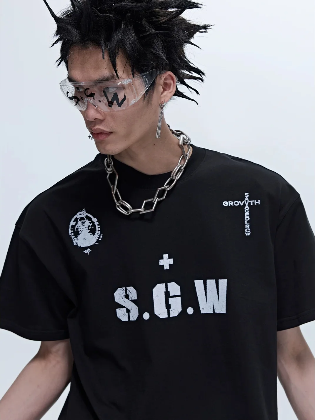 SAXGENWON | Thorn Print Boxy Cropped T-Shirt