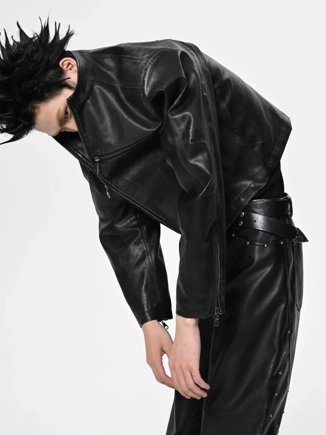 SAXGENWON | Distressed Cross-Zip Cropped Biker Jacket