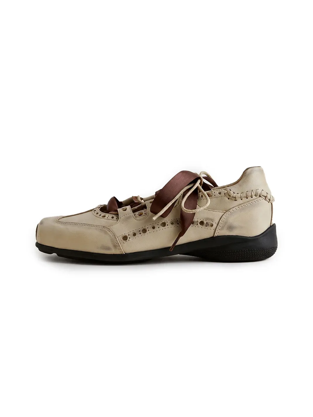 In lucky | Two-Tone Ribbon Lace Square Toe Ballet Flats