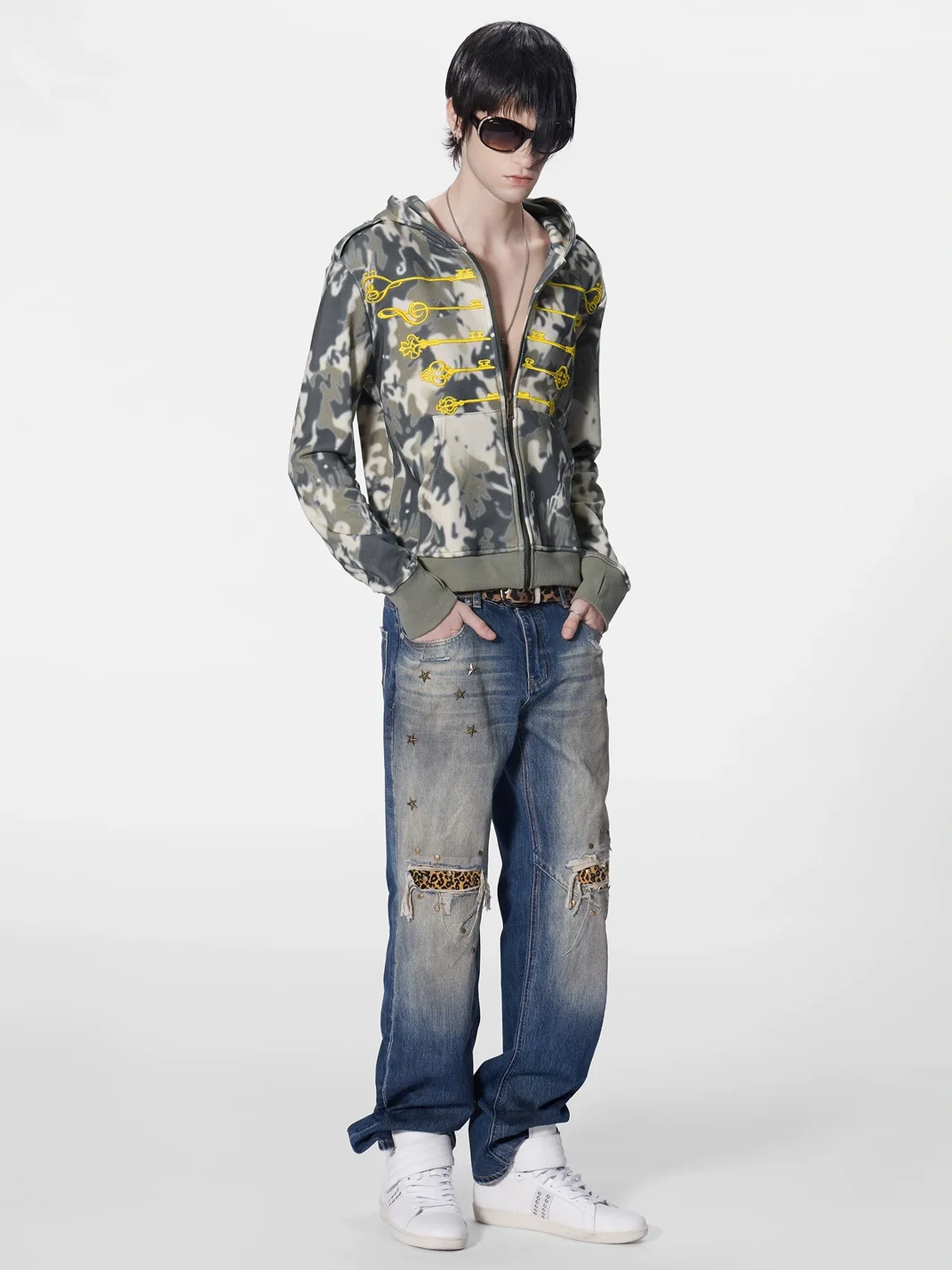 no E mosen | Fitted Camouflage Embroidered Zip Hoodie