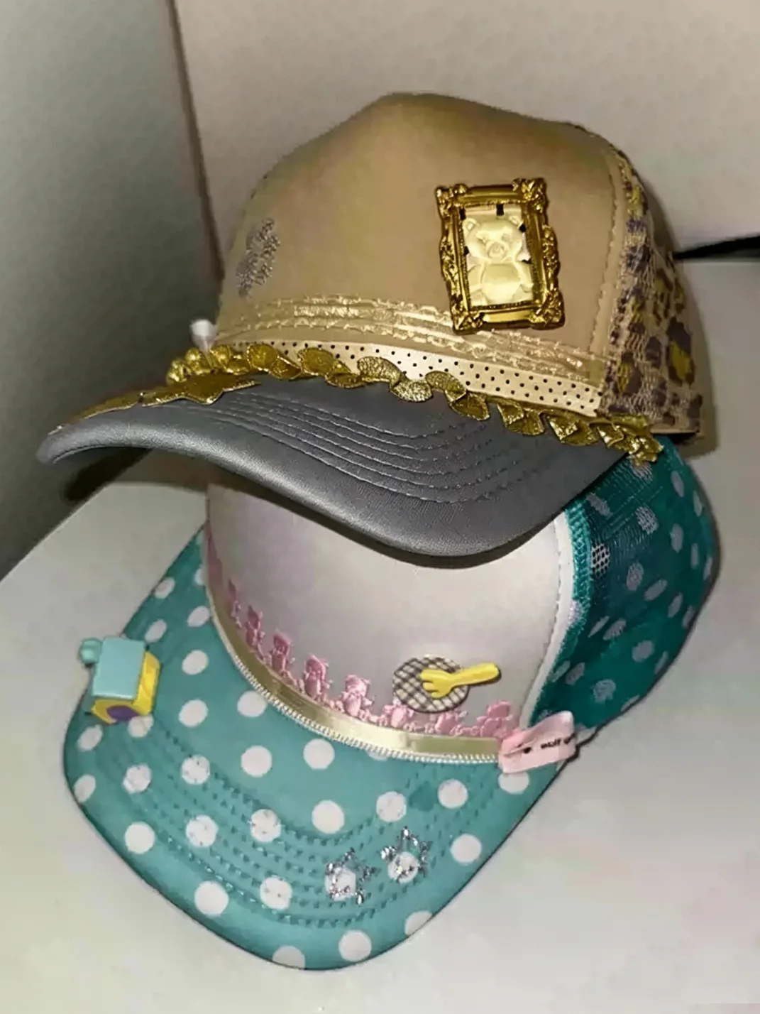 Wolf Grandmother | Retro Embroidered Mesh Bear Baseball Cap