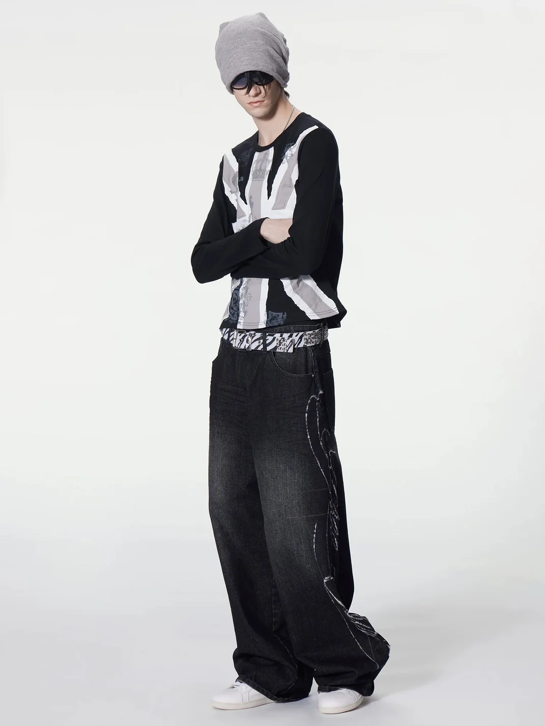 no E mosen | Slim Fit Union Jack Patch Long Sleeve T-Shirt