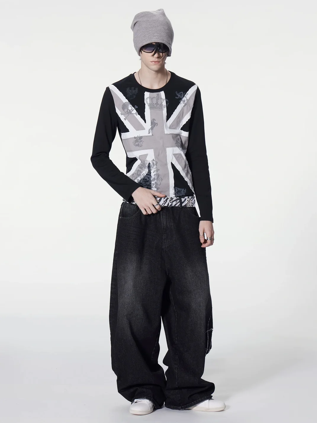 no E mosen | Slim Fit Union Jack Patch Long Sleeve T-Shirt