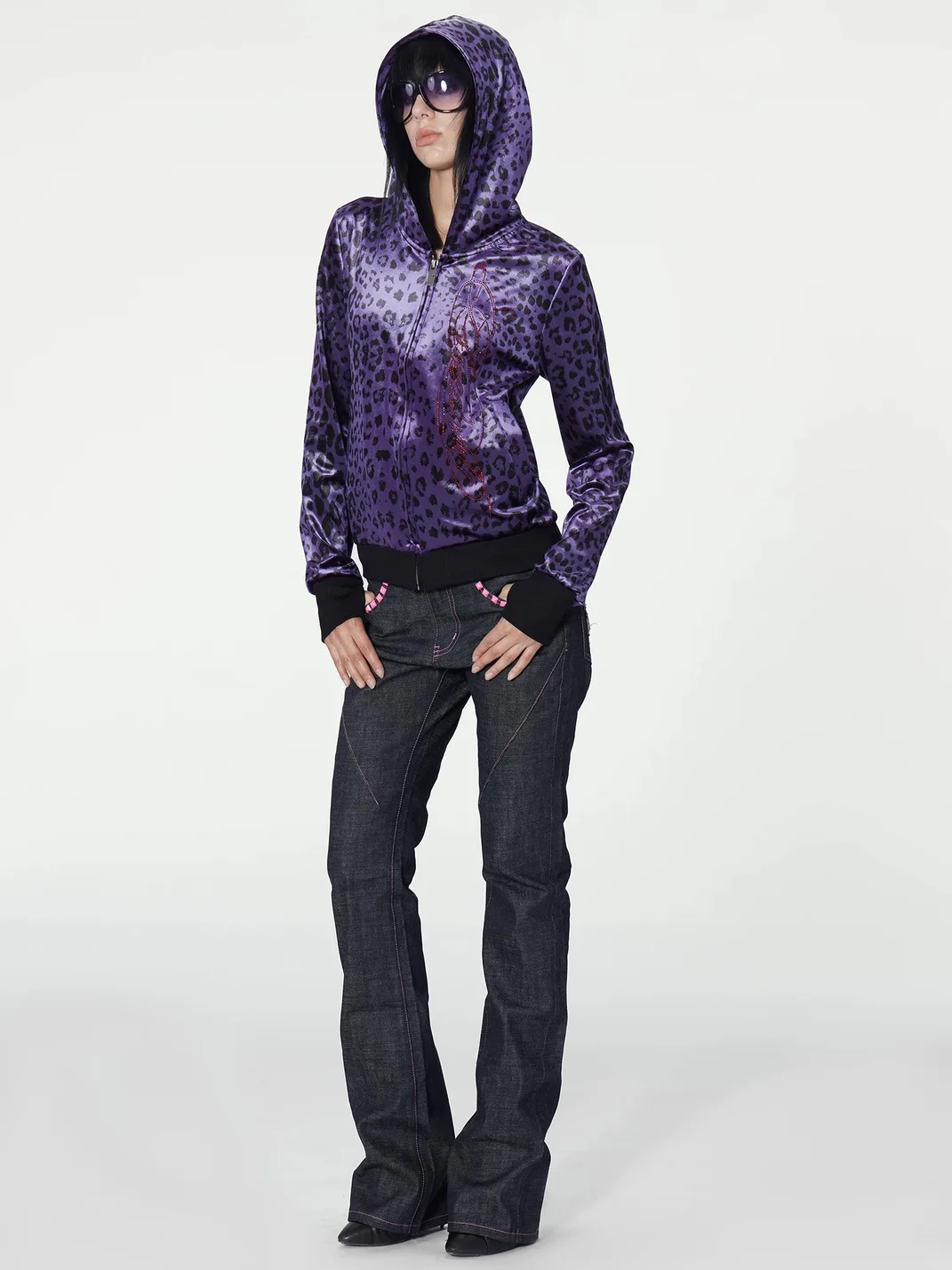 no E mosen | Dark Indigo Contrast Stitch Studded Flared Jeans