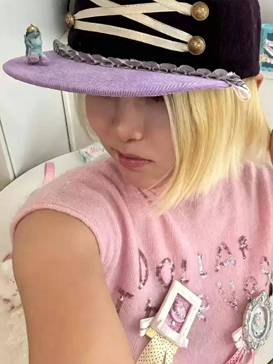 Wolf Grandmother | Retro Corduroy Court Style Pony Flat Brim Hat