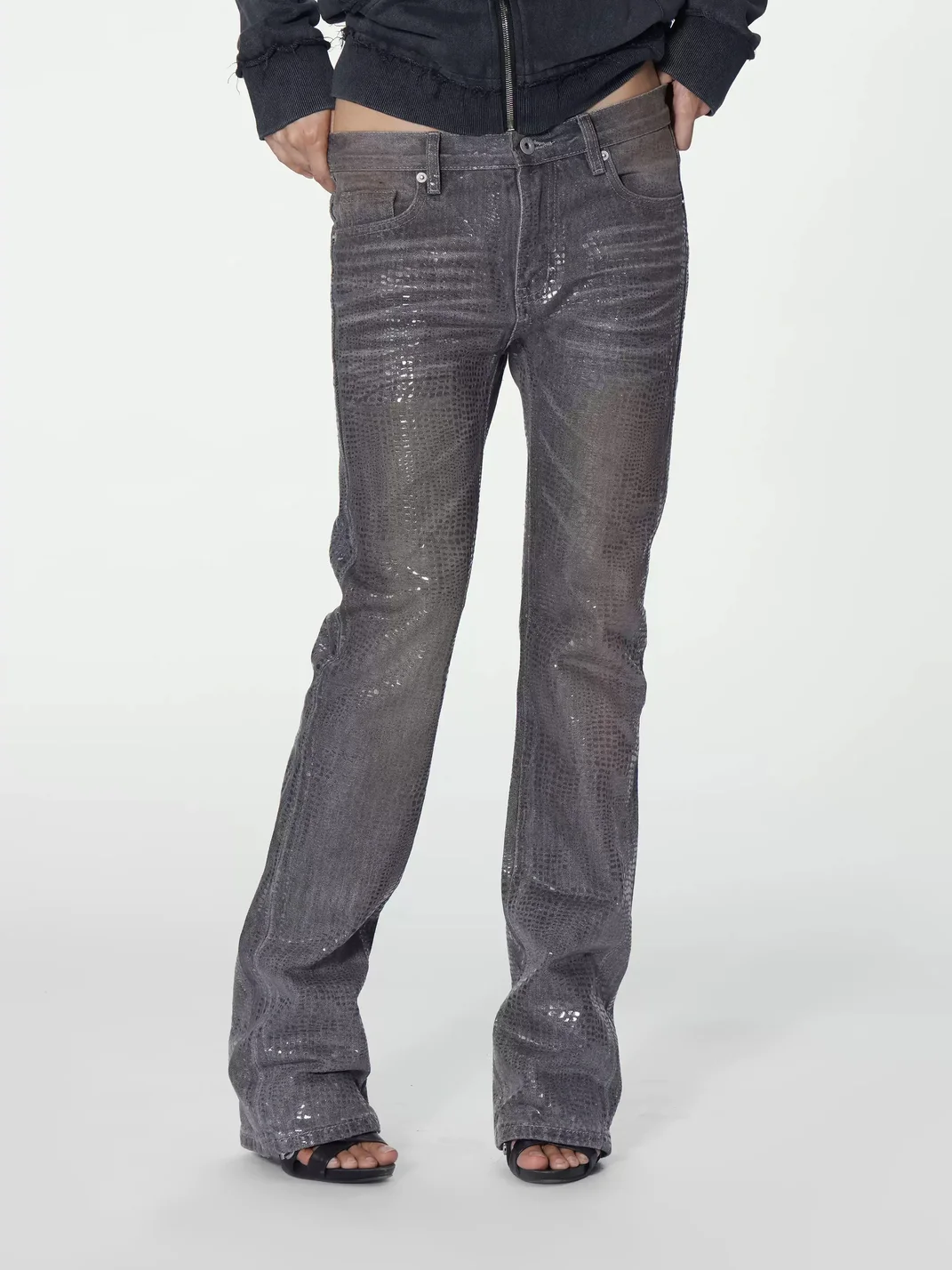 no E mosen | Rust-Dyed Snakeskin Sequin Slim Flare Jeans