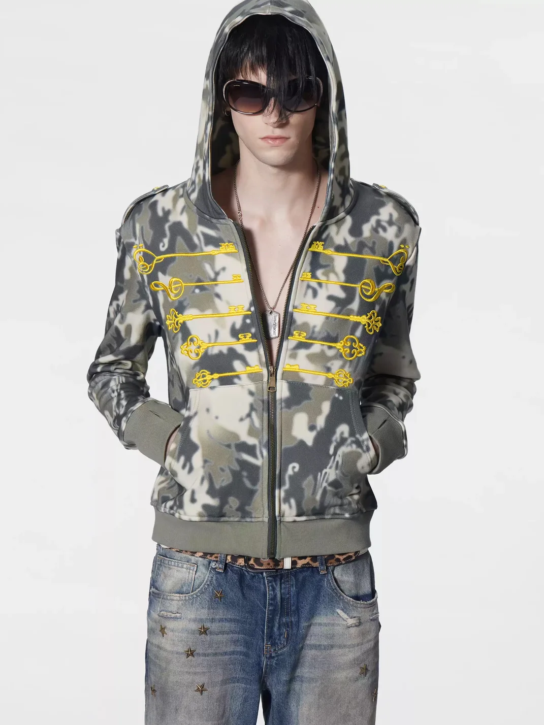 no E mosen | Fitted Camouflage Embroidered Zip Hoodie