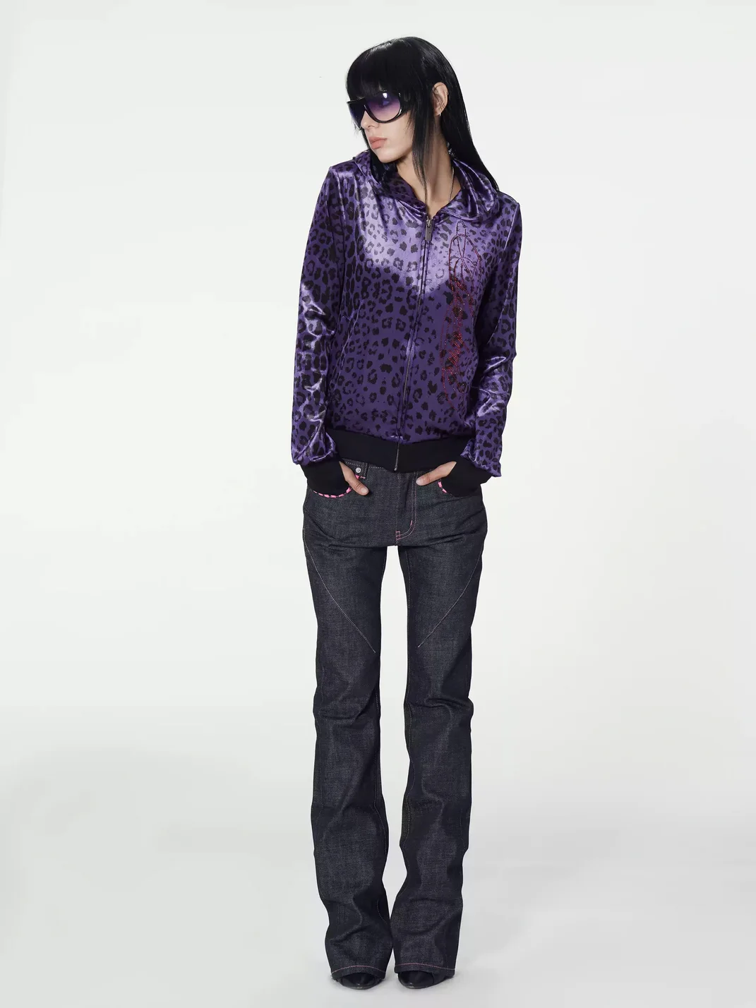 no E mosen | Dark Indigo Contrast Stitch Studded Flared Jeans
