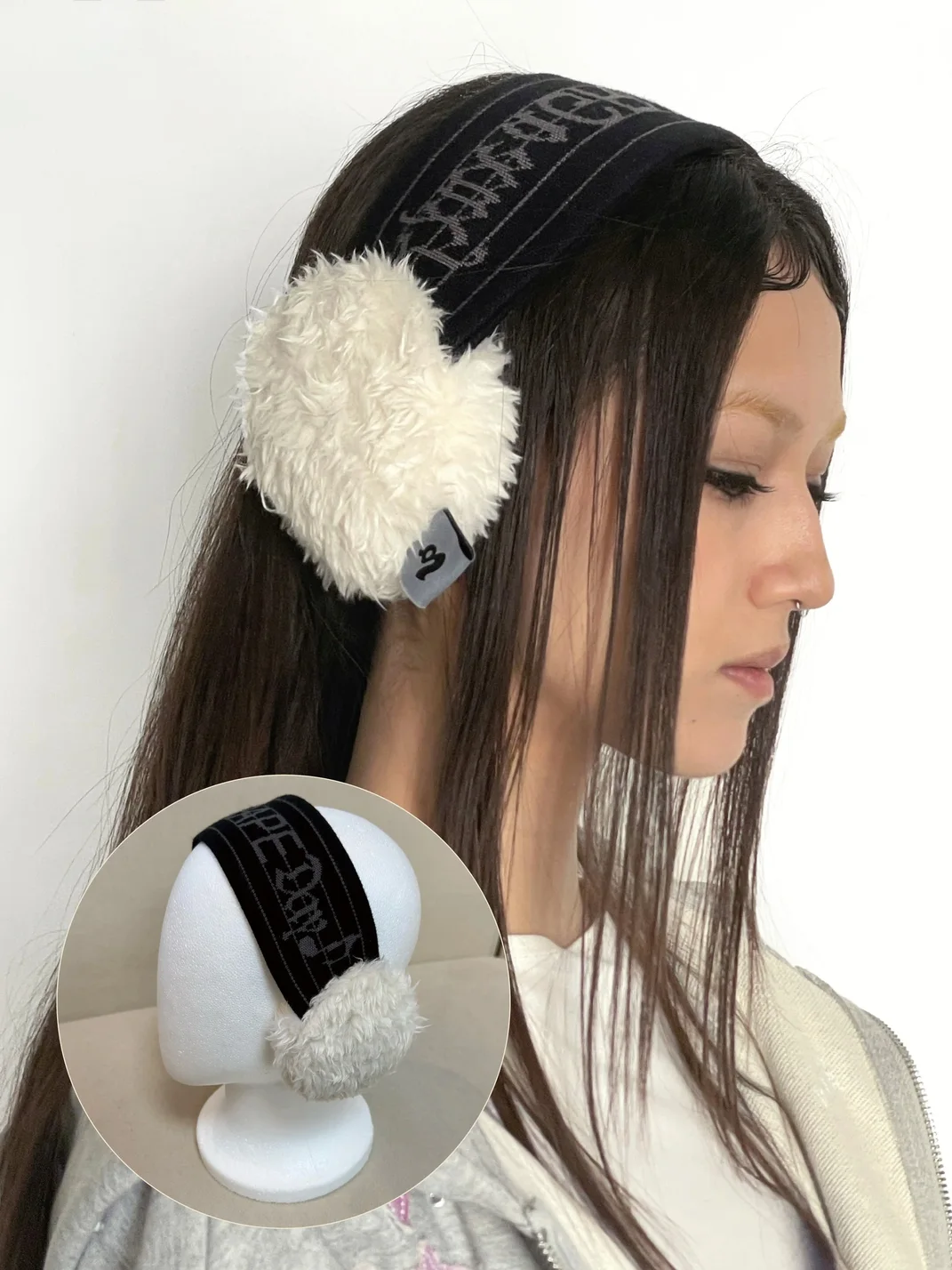 Grape online | Music Note Knit Furry Headband Earmuffs