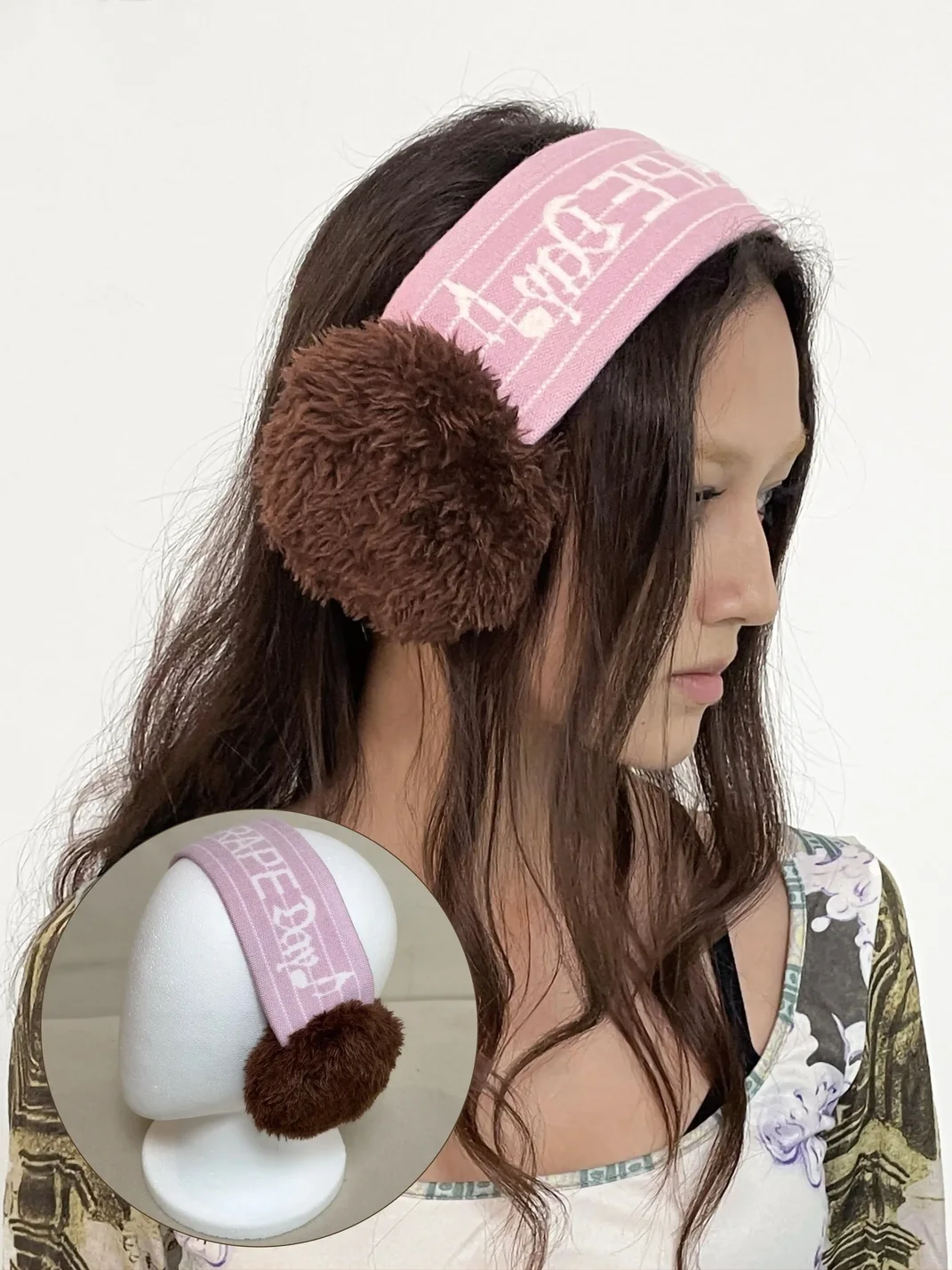 Grape online | Music Note Knit Furry Headband Earmuffs