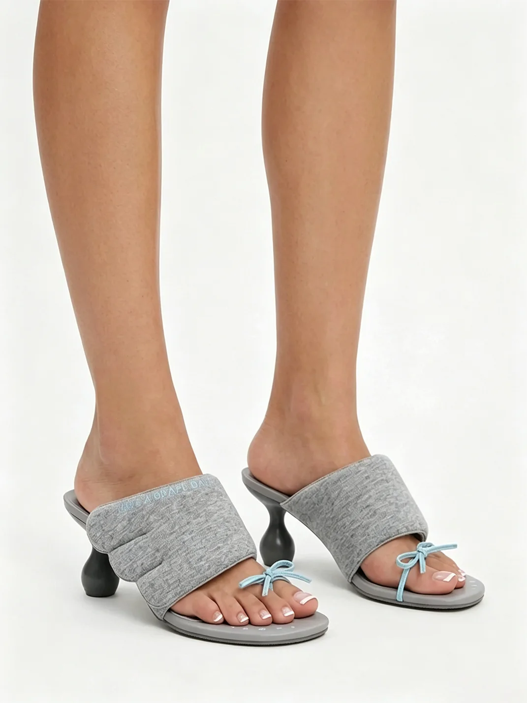 Grape online | Wing Round-Toe Bow High-Heel Toe-Post Sandals