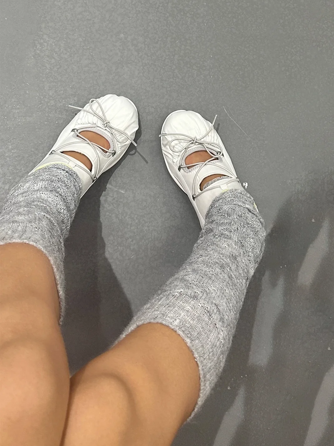 Grape online | Colorblock Cutout Lace-Up Mary Jane Trainers