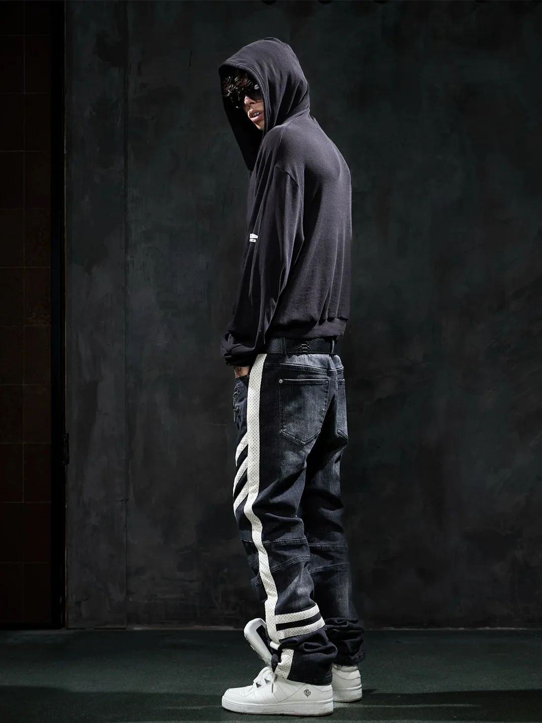 DND4DES | Distressed Slim Patchwork Biker Jeans
