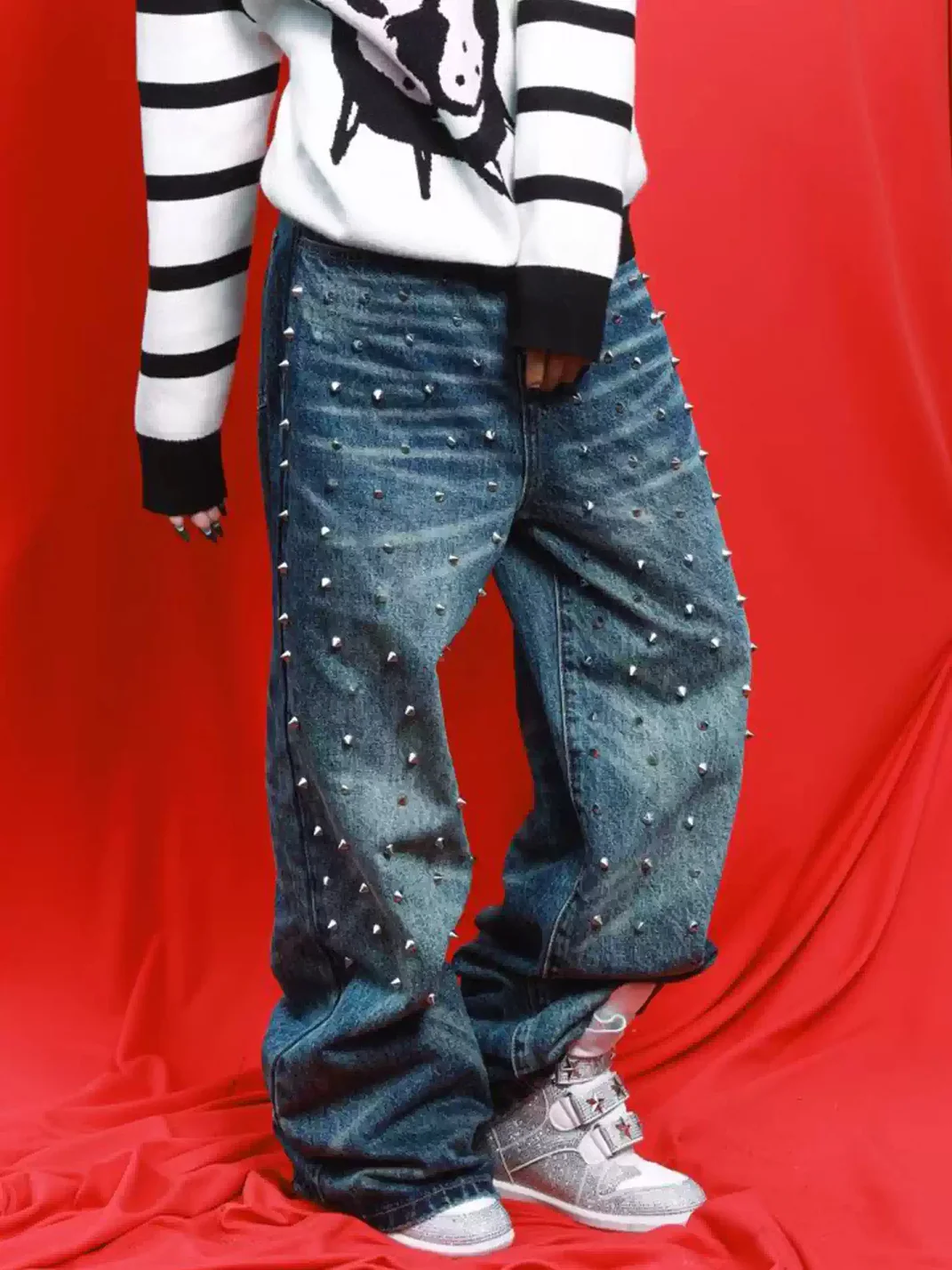 DETW | Distressed Studded Loose Wide-Leg Straight Jeans