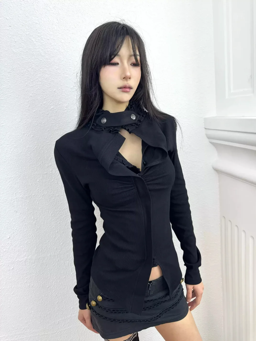 SOHATW | Black Ruched Cutout Fitted Cropped Jacket