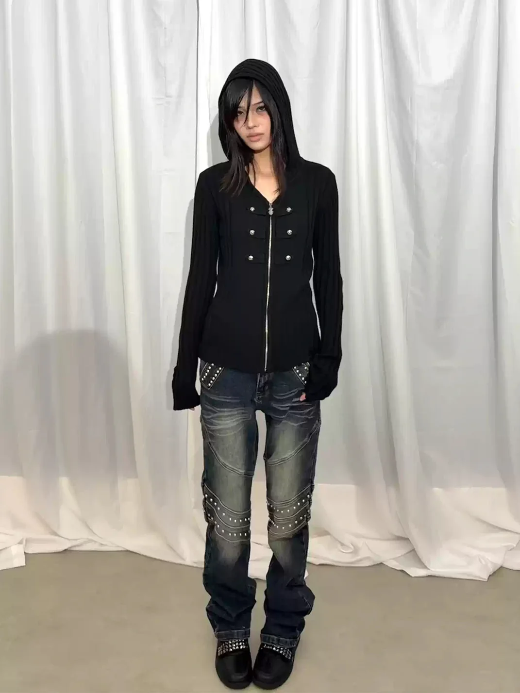 DETW | Slim Washed Studded Flared Jeans