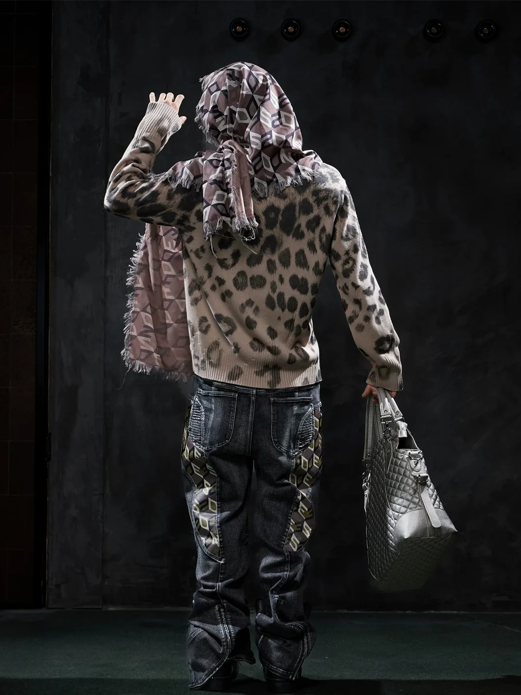 DND4DES | Loose Leopard Print Knit Cardigan