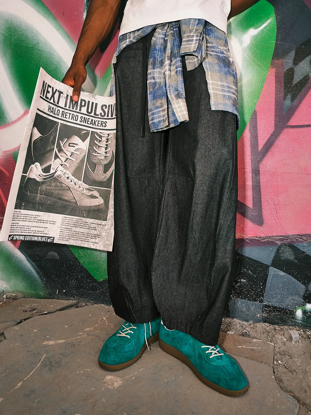 NEXT IMPULSIVE | HALO Green Low-Top Retro Sneakers
