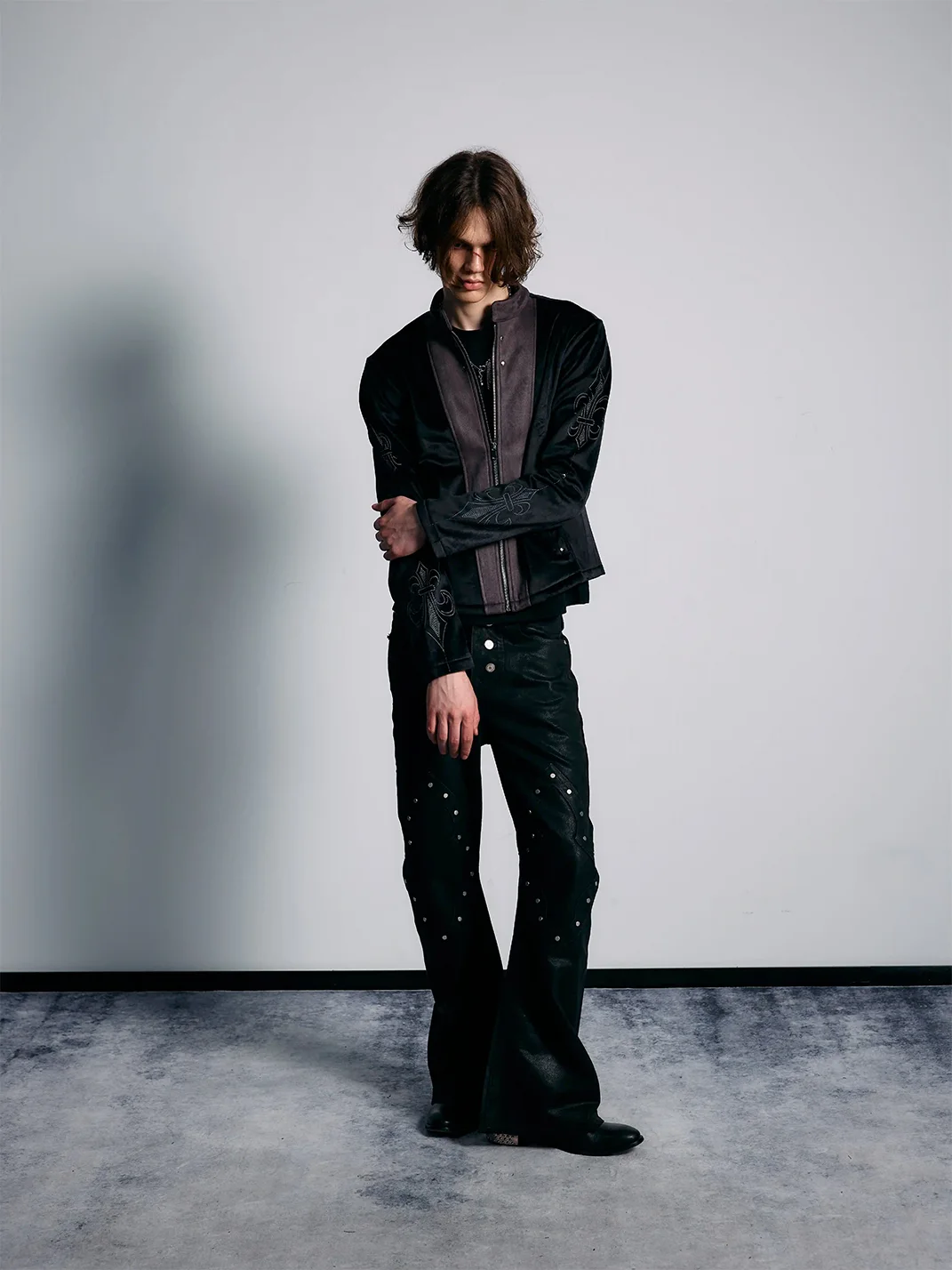 PAIKI | Fleur-De-Lis Suede Panel Slim Fit Jacket