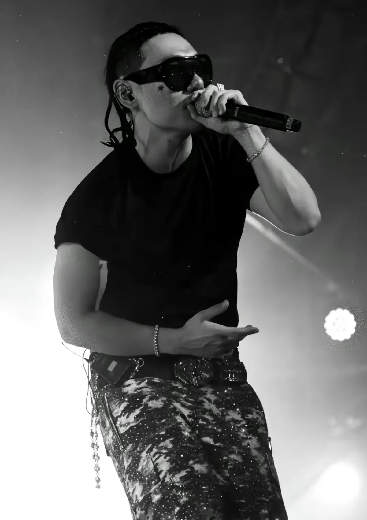 BE A DEVIL | 3D Printed Camo 18K Diamonds Cargo Pants