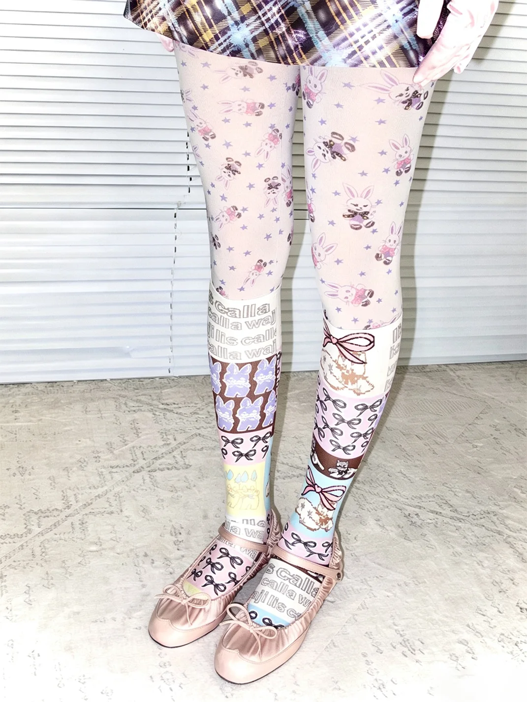LIS CALLA | Hand-Drawn Rabbit Patchwork Tights