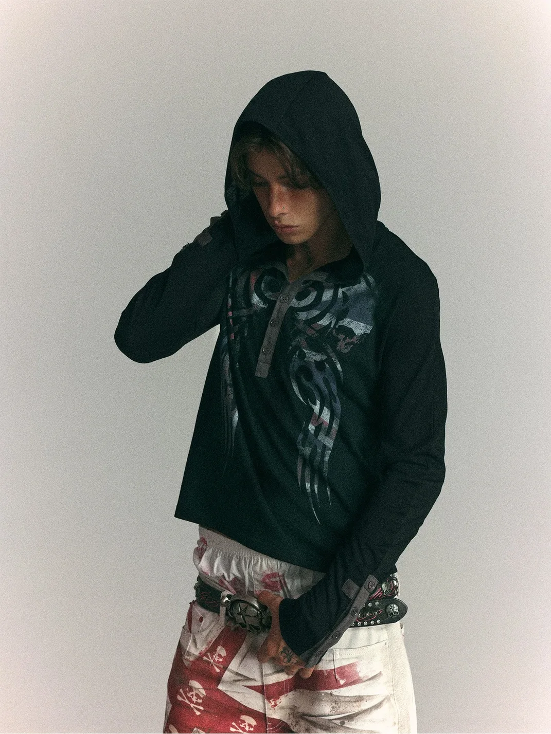 WASTED | Distressed Totem Print Slim Hooded Henley