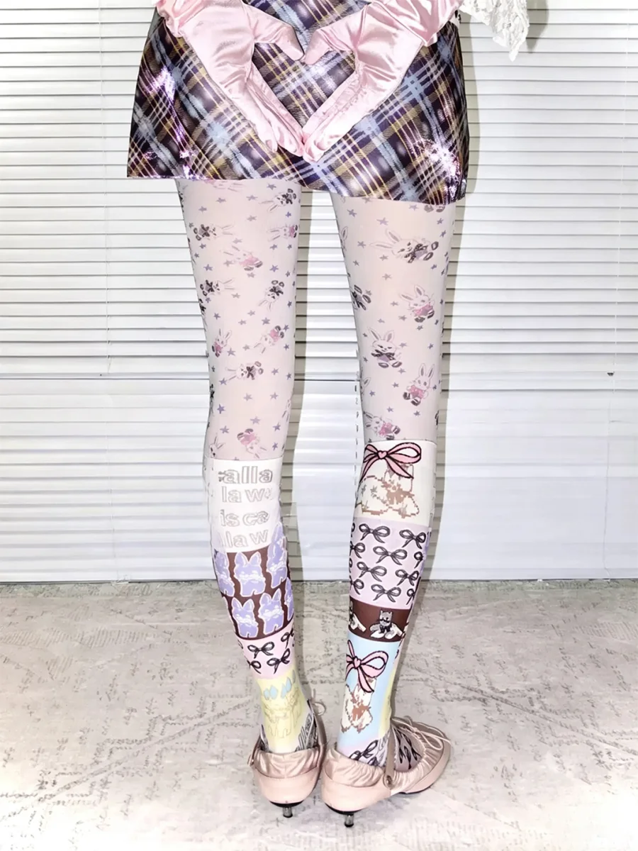 LIS CALLA | Hand-Drawn Cute Cat Illustration Mid-Calf Socks - 3
