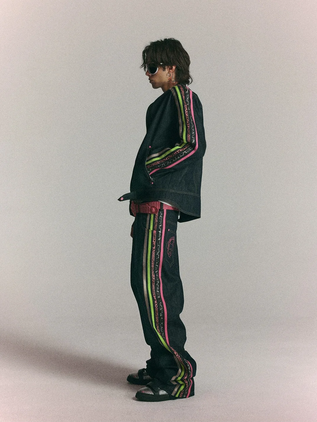 WASTED | Contrast Stripe Skull Embroidered Raw Denim Jeans