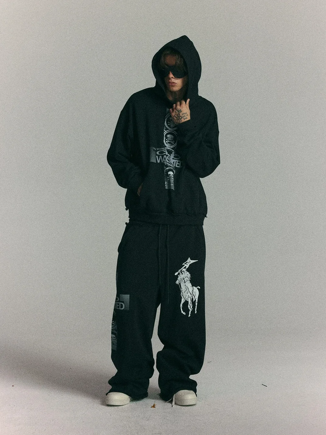 WASTED | Vintage Skull Cross Drop Shoulder Hoodie