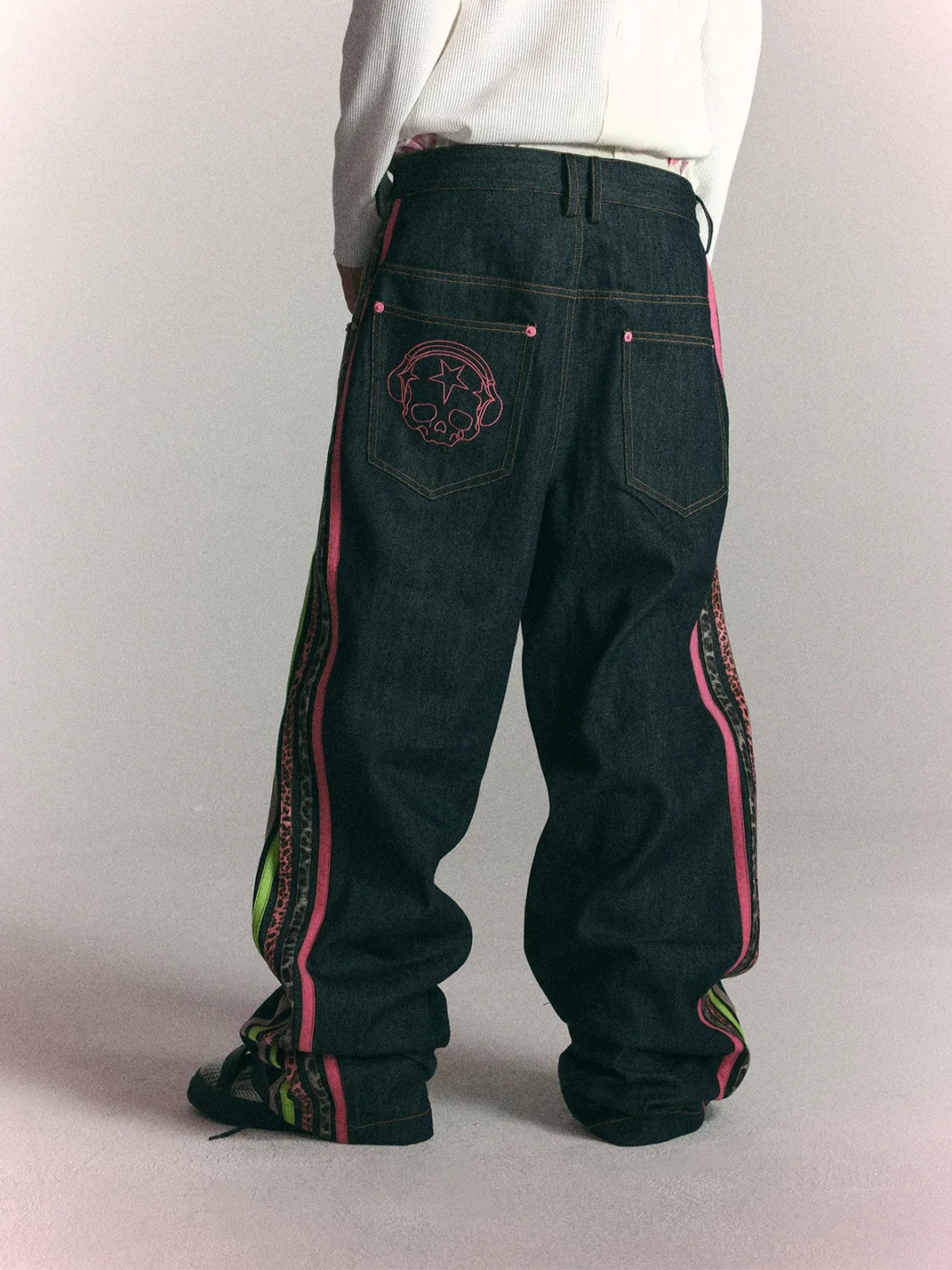WASTED | Contrast Stripe Skull Embroidered Raw Denim Jeans