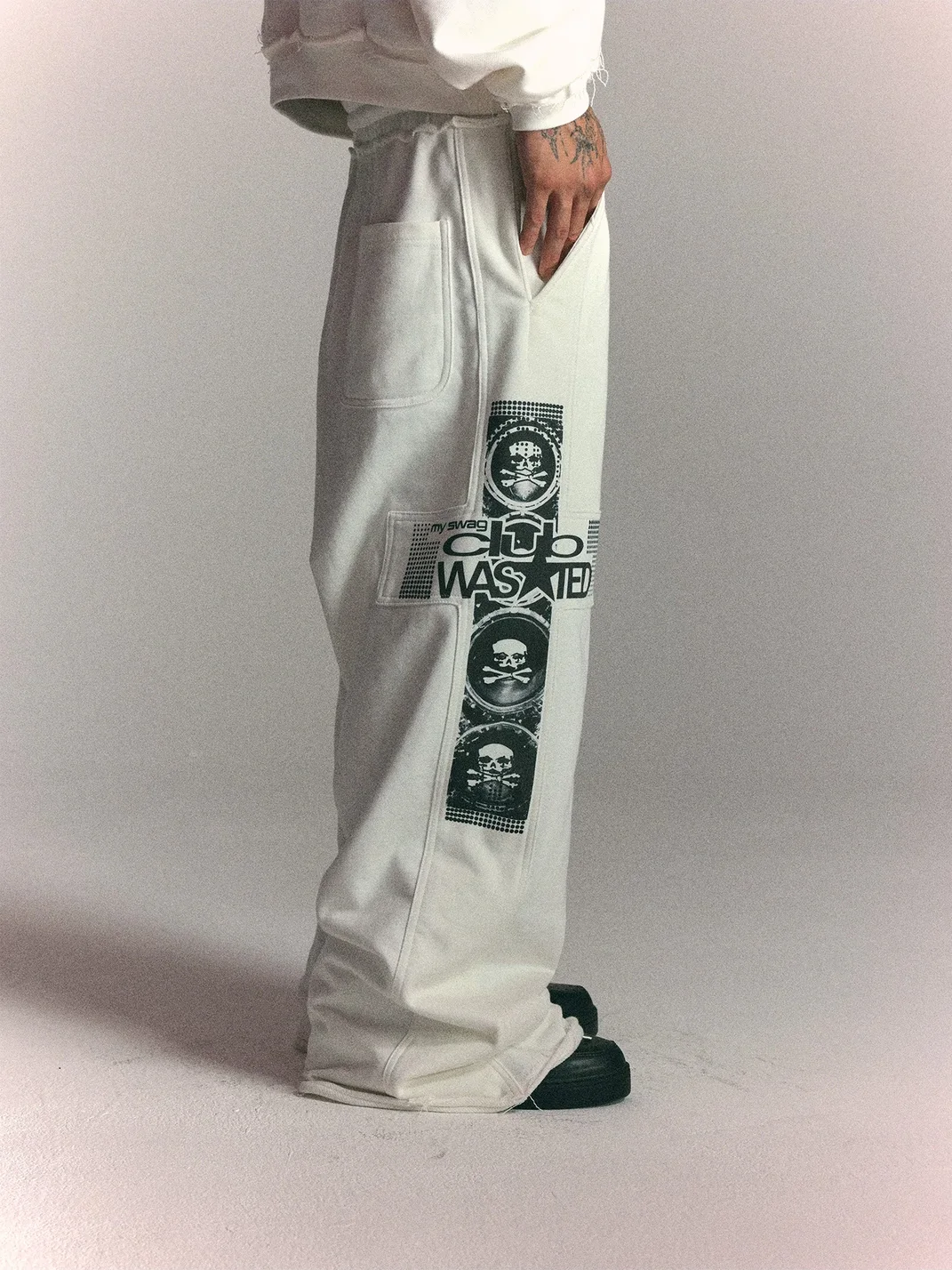 WASTED | Vintage Cross Patch Skull Horse Sweatpants