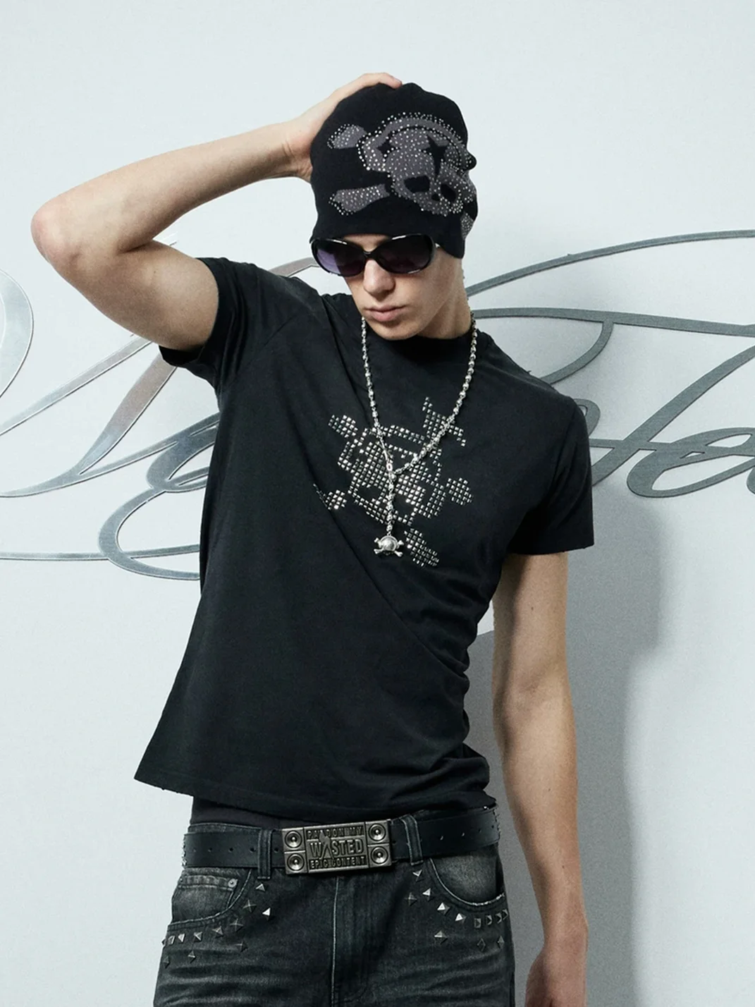 WASTED | Rhinestone Skull Graffiti Jacquard Beanie