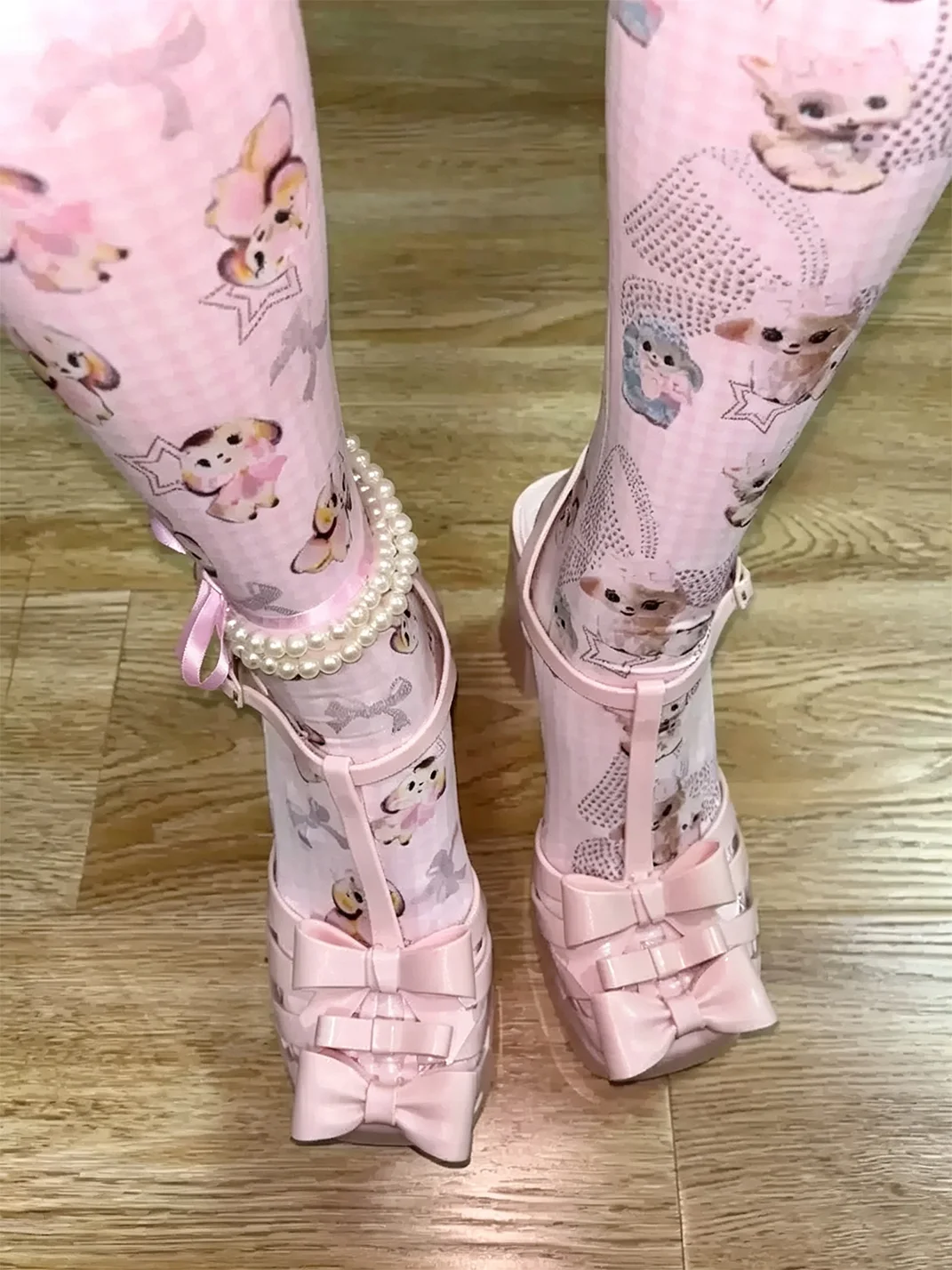 LIS CALLA | Pink Plaid Animal Bow Mid-Calf Socks