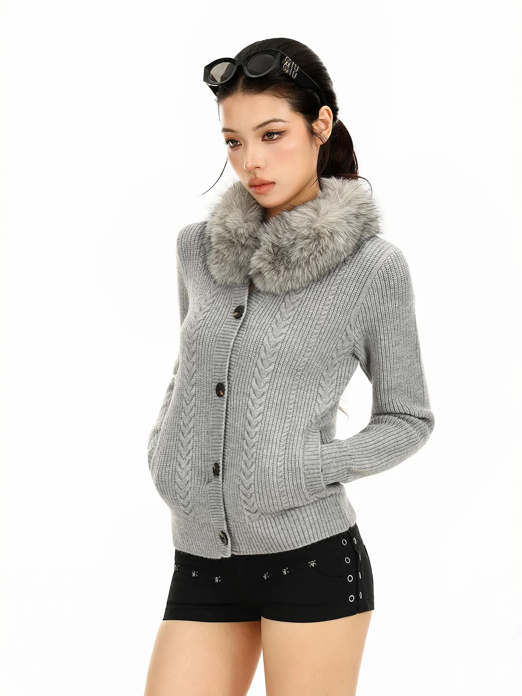 BIGGOLD | Detachable Fur Collar Cable Knit Cardigan