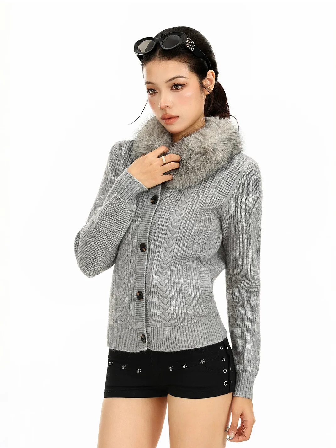 BIGGOLD | Detachable Fur Collar Cable Knit Cardigan