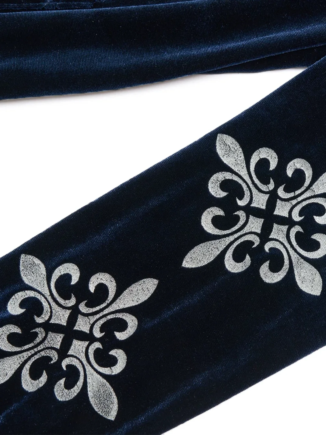 SAXGENWON | Velvet Silver Print Hoodie And Pants Set