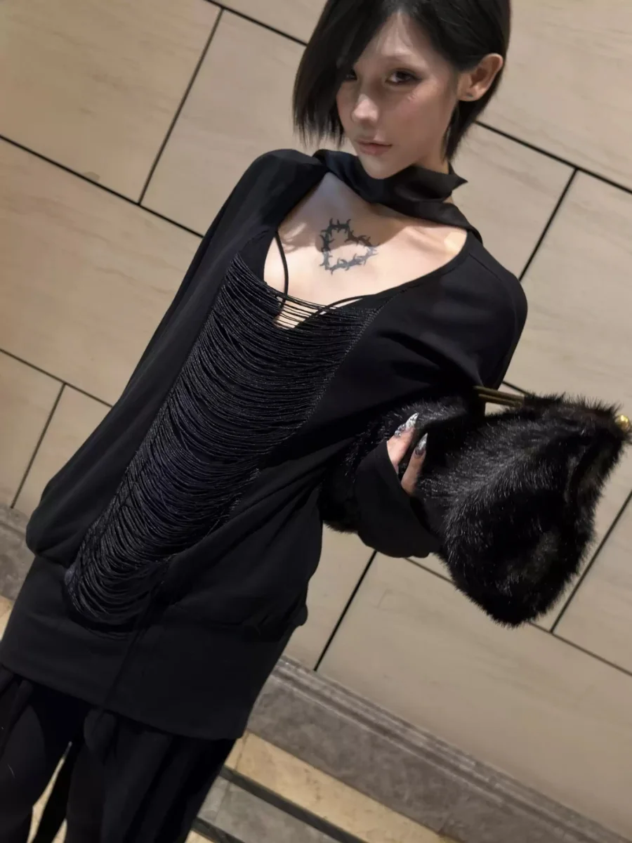 Imdelusion | Fringe Low Neck Batwing Sleeve Top - 4