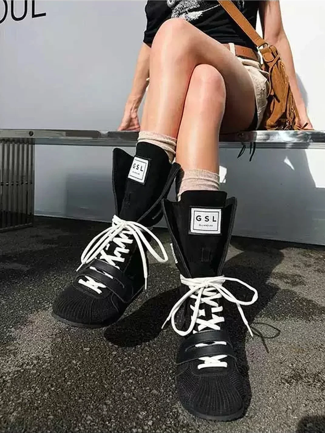 GSL | Platform Lace-Up Short Boots