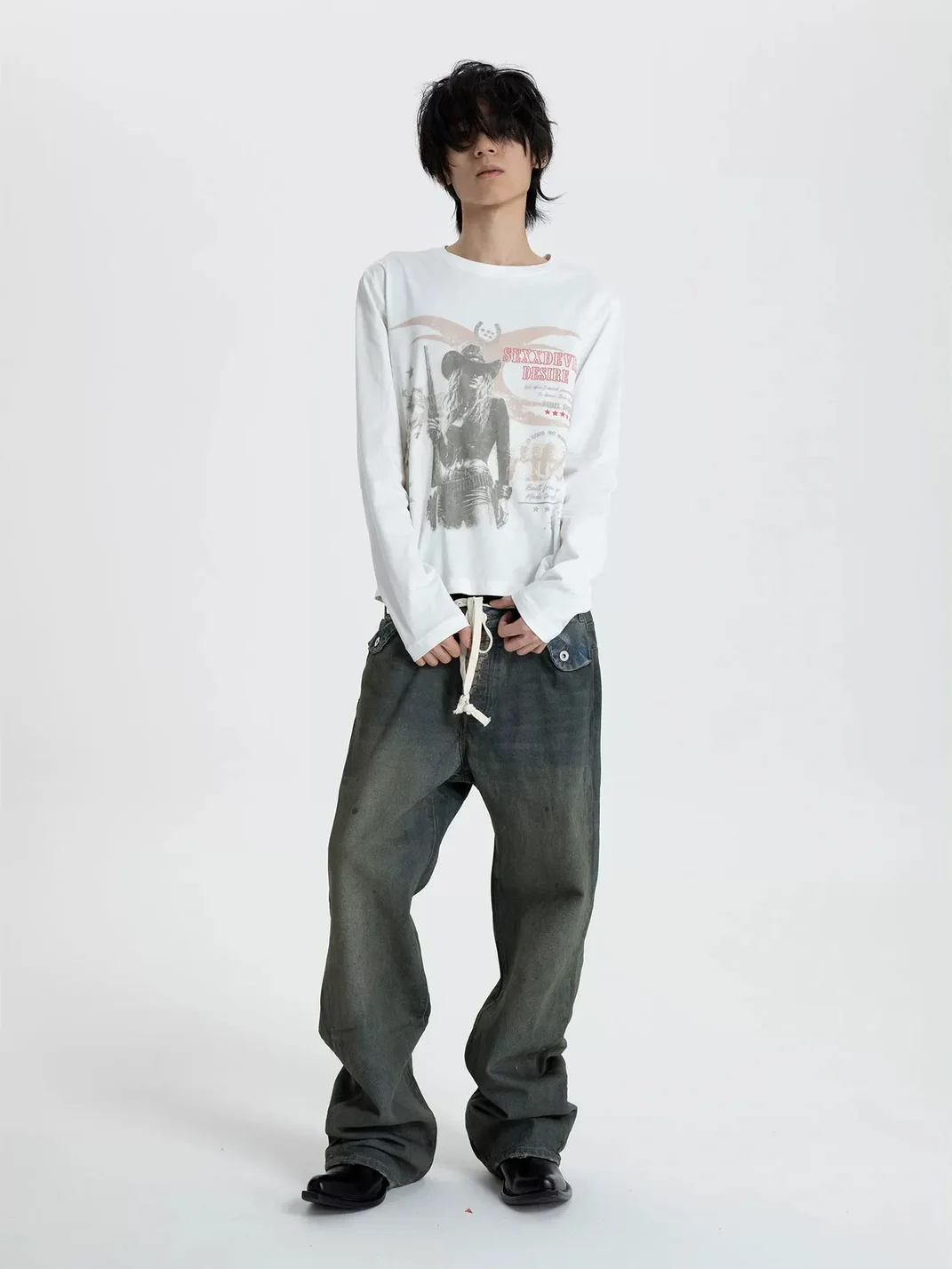 SEXXDEVIL | Distressed Digital Print Long Sleeve T-Shirt