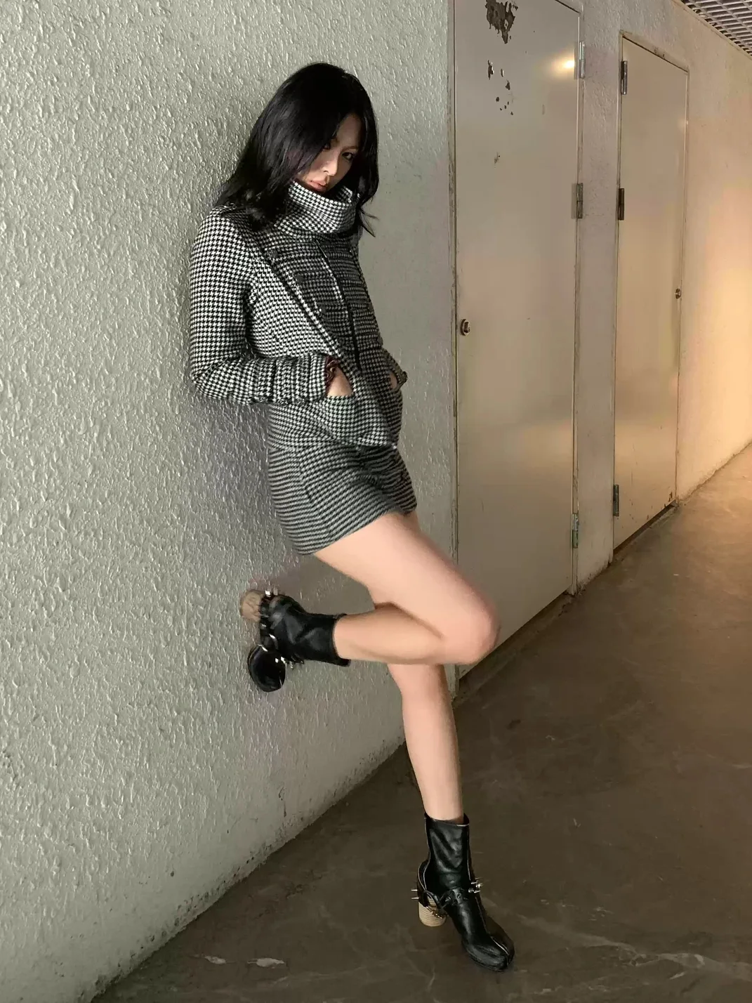 Imdelusion | Cropped Houndstooth Jacket And Mini Skort Set