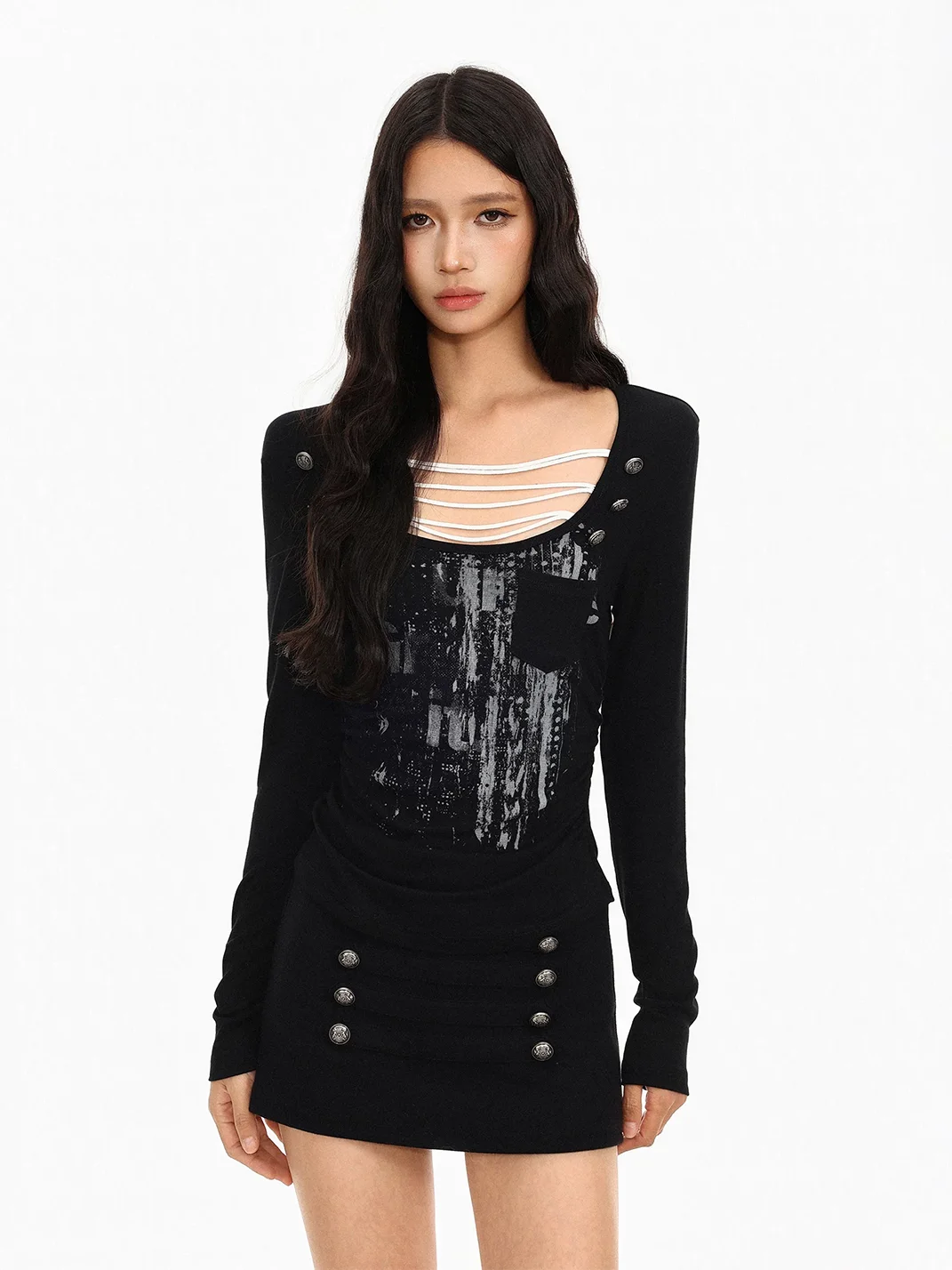 BIGGOLD | Graphic Cutout Long-Sleeve T-Shirt