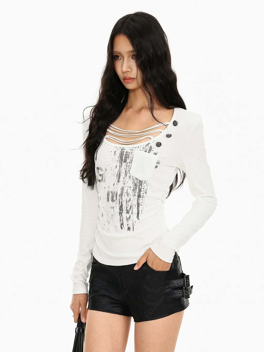 BIGGOLD | Graphic Cutout Long-Sleeve T-Shirt