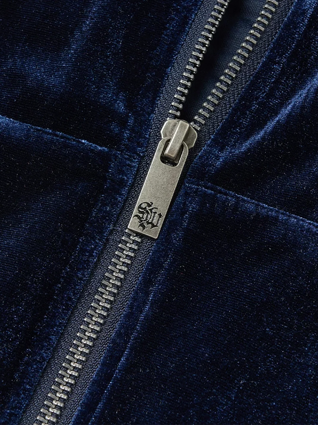 SAXGENWON | Velvet Silver Print Hoodie And Pants Set