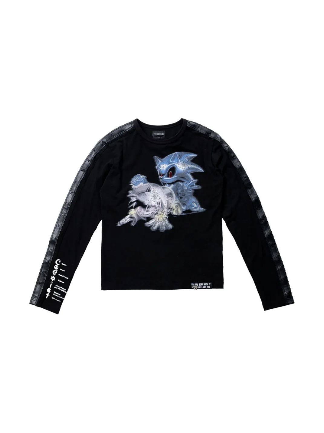 FVVO | Fitted Long Sleeve Graphic T-Shirt