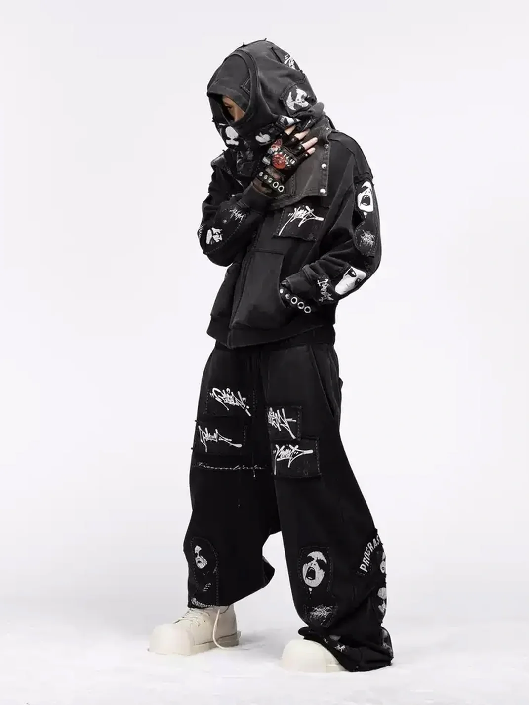 FVVO | Washed Patch Print Zip-Up Hoodie